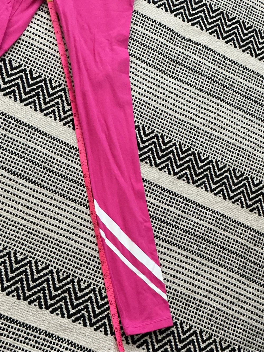 Tory Burch sport Hot Pink' Leggings with White Diagonal Stripes - Picture 3 of 5